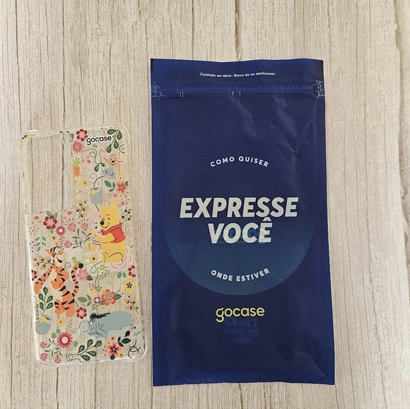 Disney - Winnie The Pooh - Pooh and Friends Samsung Galaxy S21 Ultra Phone Case - Picture 2 of 5